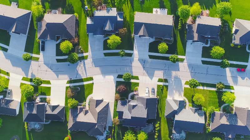 What to Know Before Buying a Home in a New Neighborhood | Crye-Leike Real Estate Services